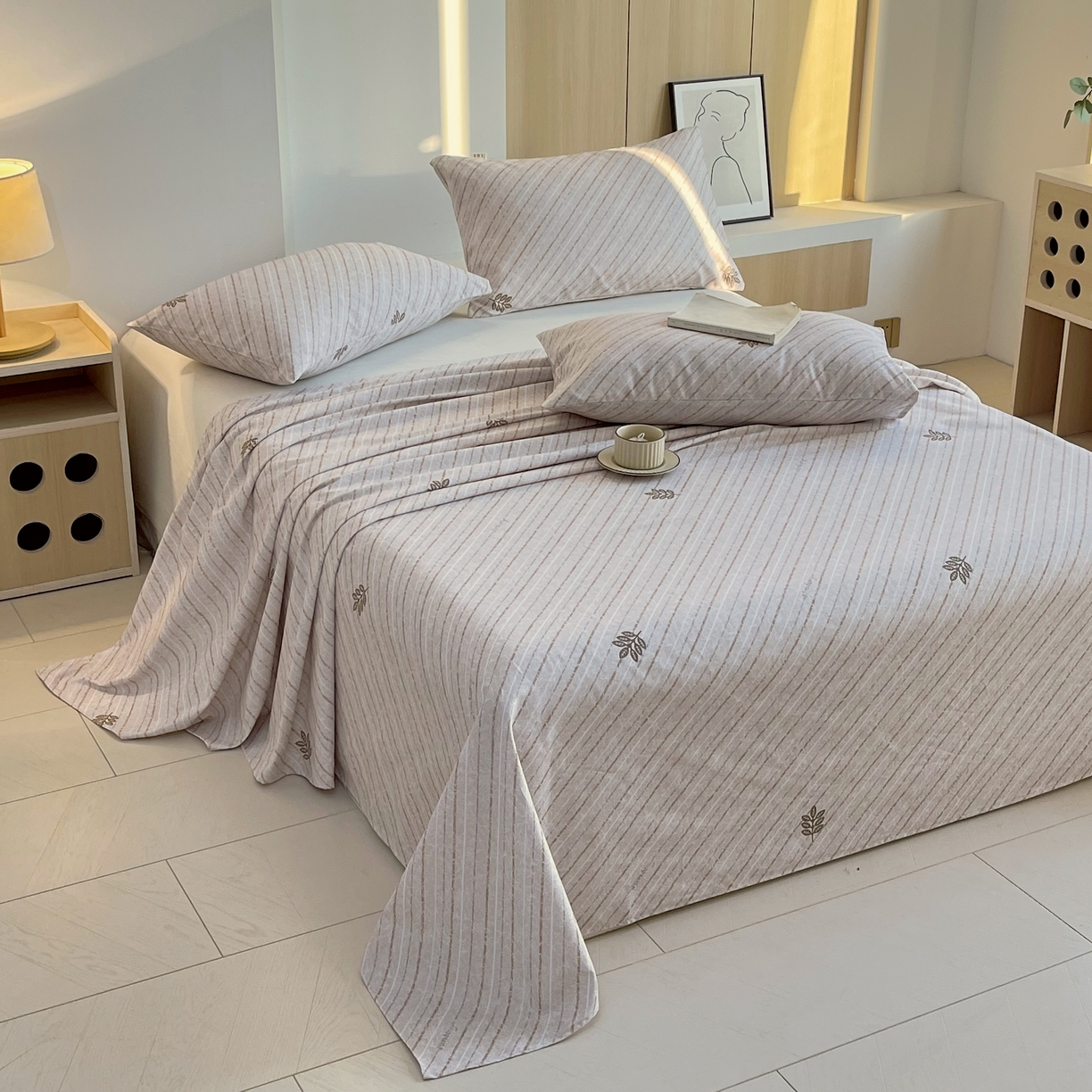 91家纺网 家纺一手货源 找家纺 爱彼家纺 2026年新款全棉老粗布加厚加密高克重凉席席子；单床单花型更好卖，床单三件套 莫提