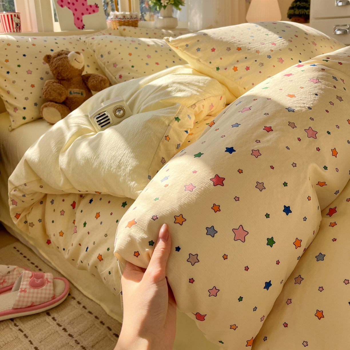 91家纺网 家纺一手货源 找家纺 水木坊 2026春夏新款云感双层纱可爱系列四件套 繁星浅梦