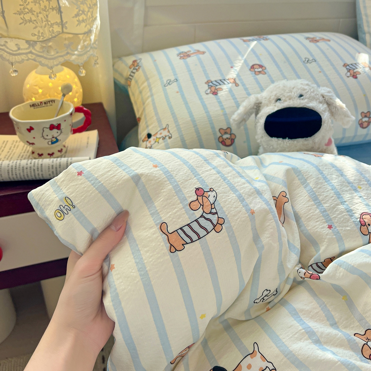 91家纺网 家纺一手货源 找家纺 水木坊 2026春夏新款云感双层纱可爱系列四件套 狗狗乐园