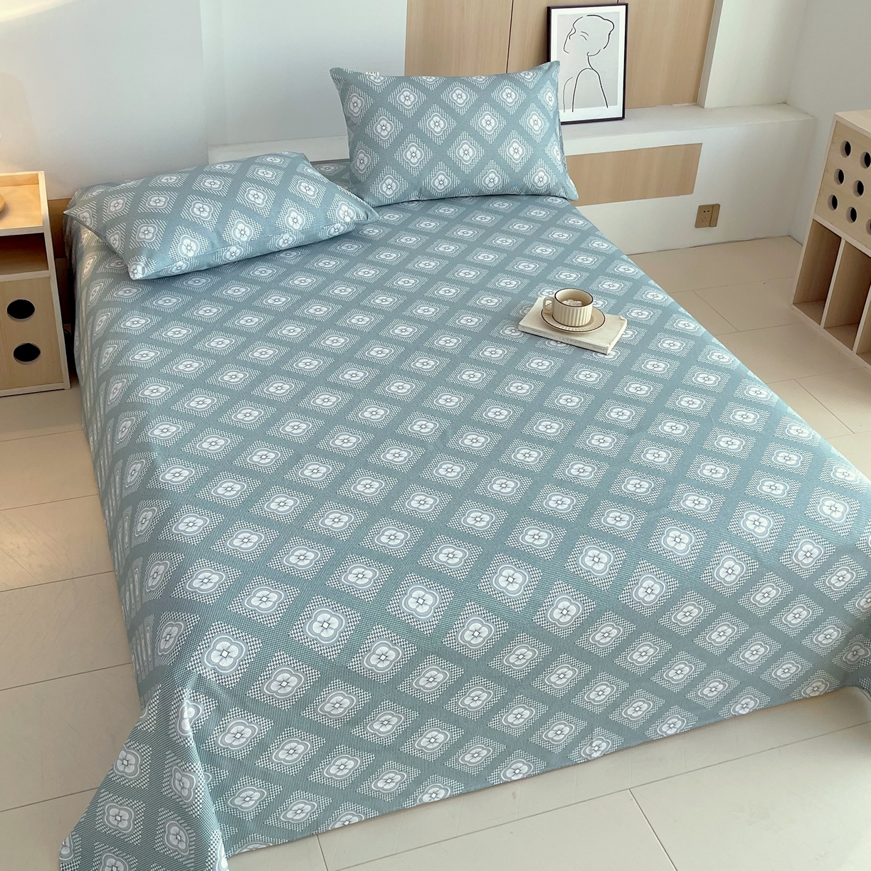 91家纺网 家纺一手货源 找家纺 爱彼家纺 2026年新款全棉老粗布加厚加密高克重凉席席子；单床单花型更好卖，床单三件套 回字格