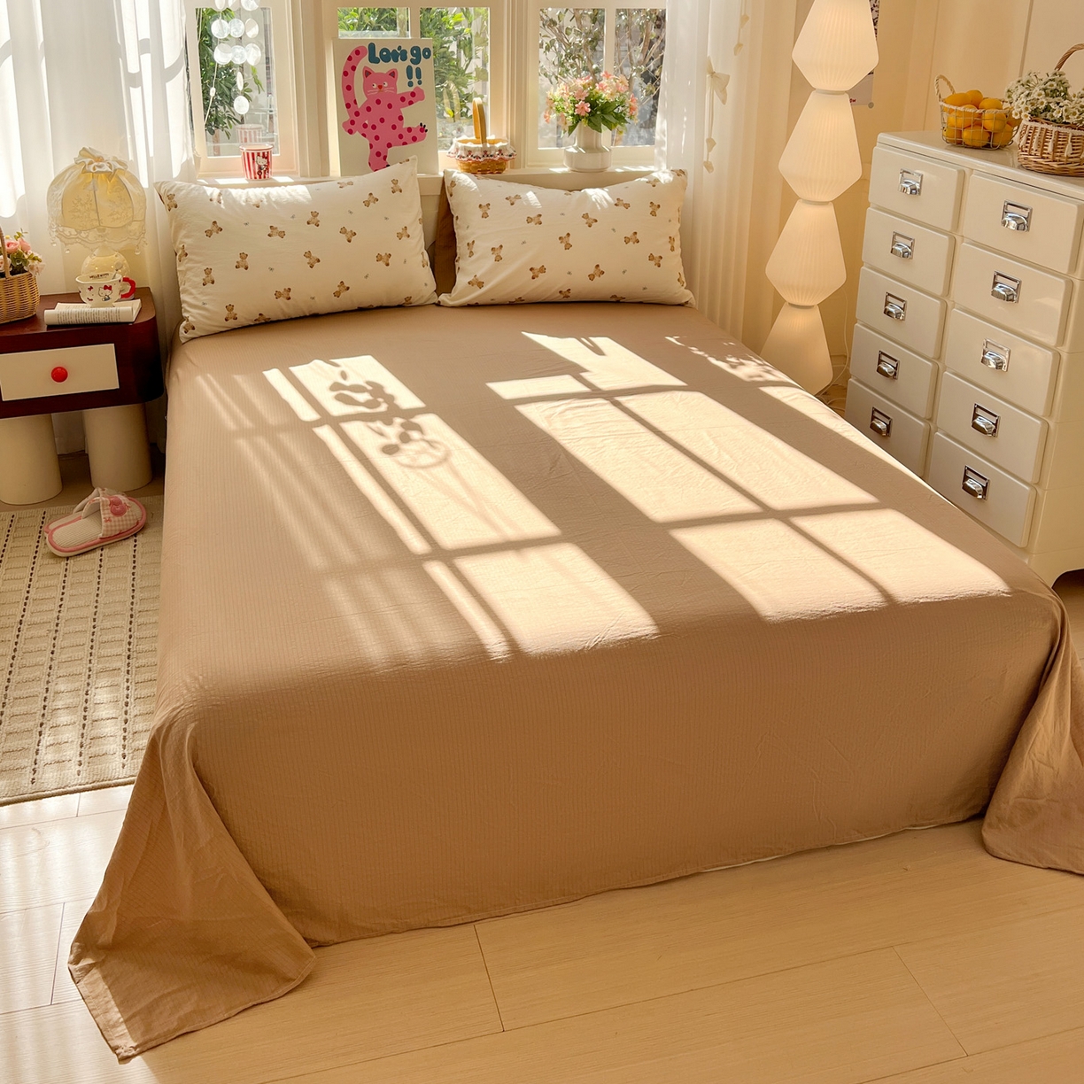 91家纺网 家纺一手货源 找家纺 水木坊 2026春夏新款云感双层纱可爱系列四件套 焦糖饼干熊