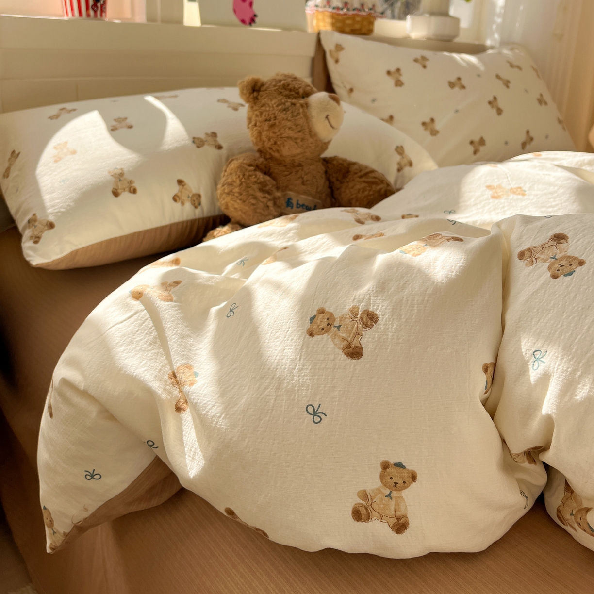 91家纺网 家纺一手货源 找家纺 水木坊 2026春夏新款云感双层纱可爱系列四件套 焦糖饼干熊