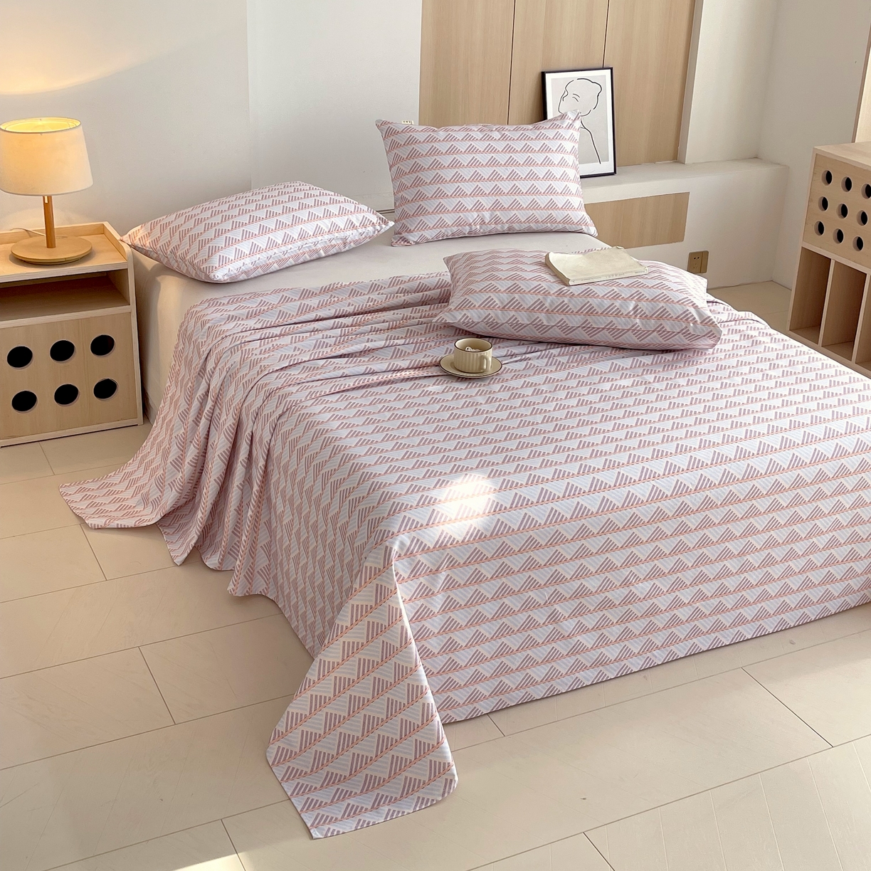 91家纺网 家纺一手货源 找家纺 爱彼家纺 2026年新款全棉老粗布加厚加密高克重凉席席子；单床单花型更好卖，床单三件套 幻想主义