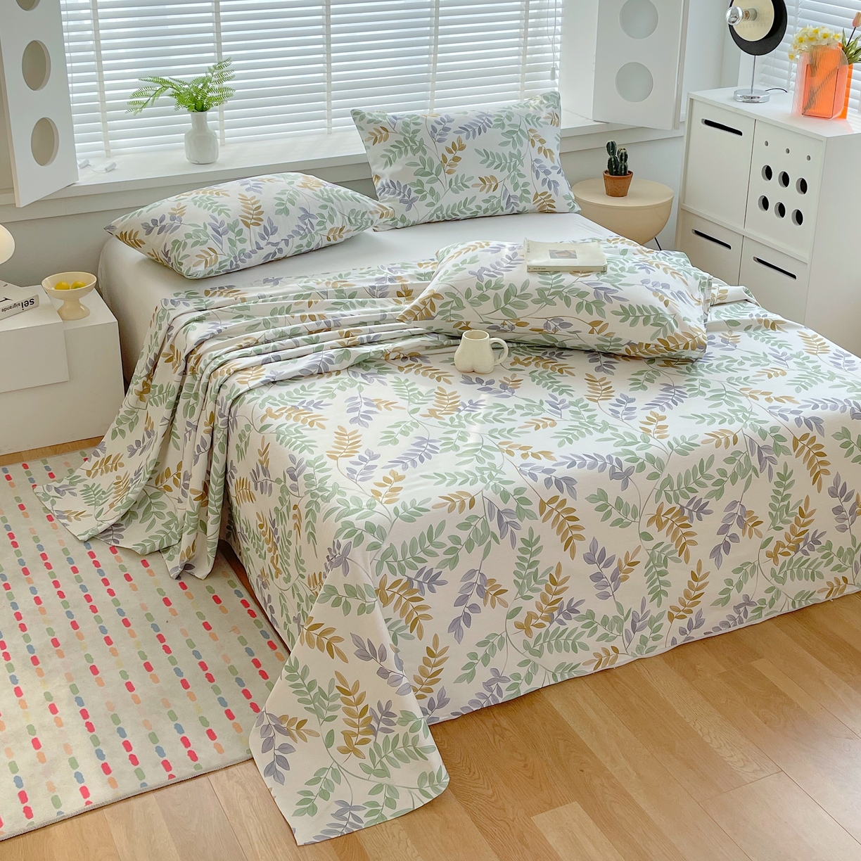 91家纺网 家纺一手货源 找家纺 爱彼家纺 2026年新款全棉老粗布加厚加密高克重凉席席子；单床单花型更好卖，床单三件套 绿风铃