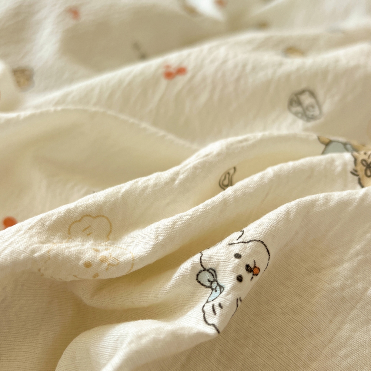 91家纺网 家纺一手货源 找家纺 水木坊 2026春夏新款云感双层纱可爱系列四件套 可可甜心派