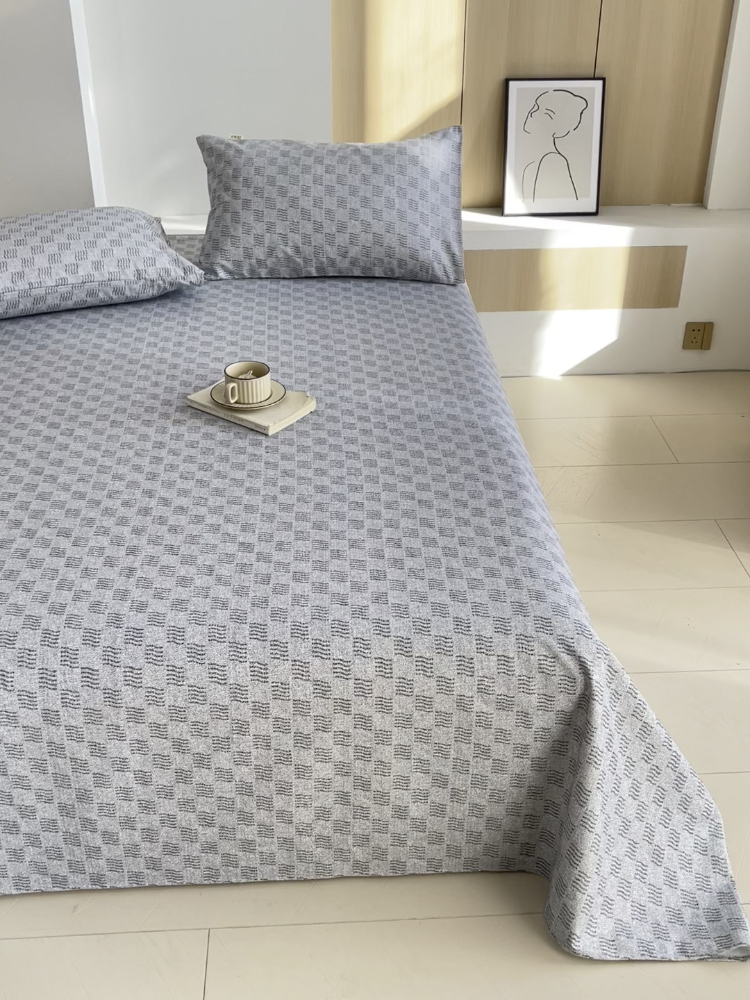 91家纺网 家纺一手货源 找家纺 爱彼家纺 2026年新款全棉老粗布加厚加密高克重凉席席子；单床单花型更好卖，床单三件套 方格人生