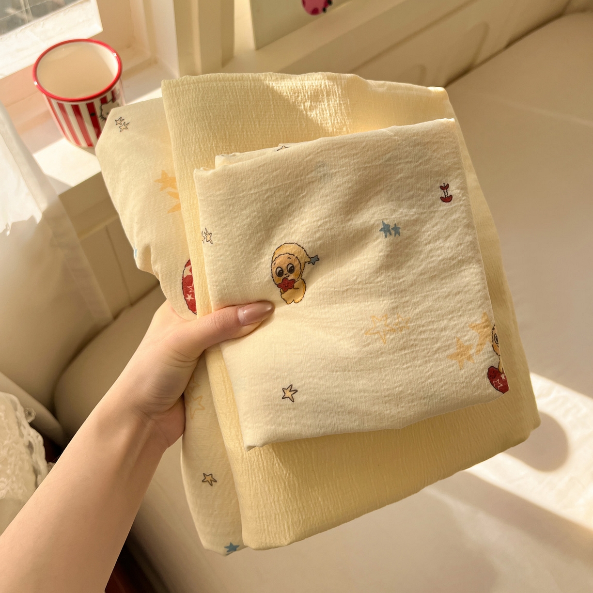 91家纺网 家纺一手货源 找家纺 水木坊 2026春夏新款云感双层纱可爱系列四件套 奶油星星人