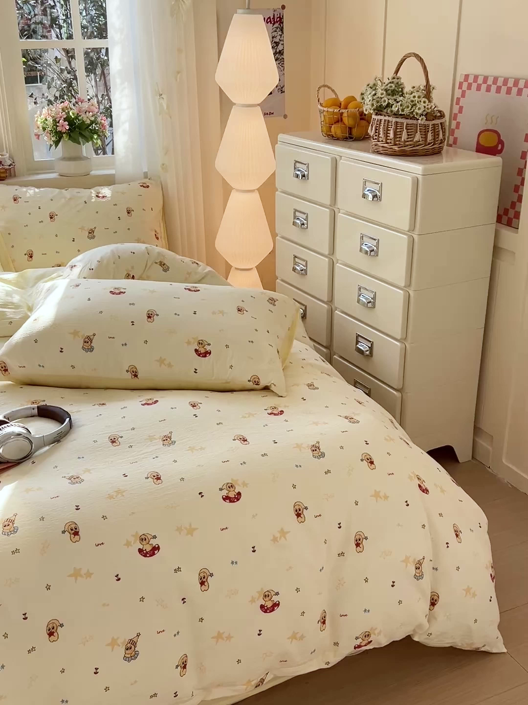 91家纺网 家纺一手货源 找家纺 水木坊 2026春夏新款云感双层纱可爱系列四件套 奶油星星人