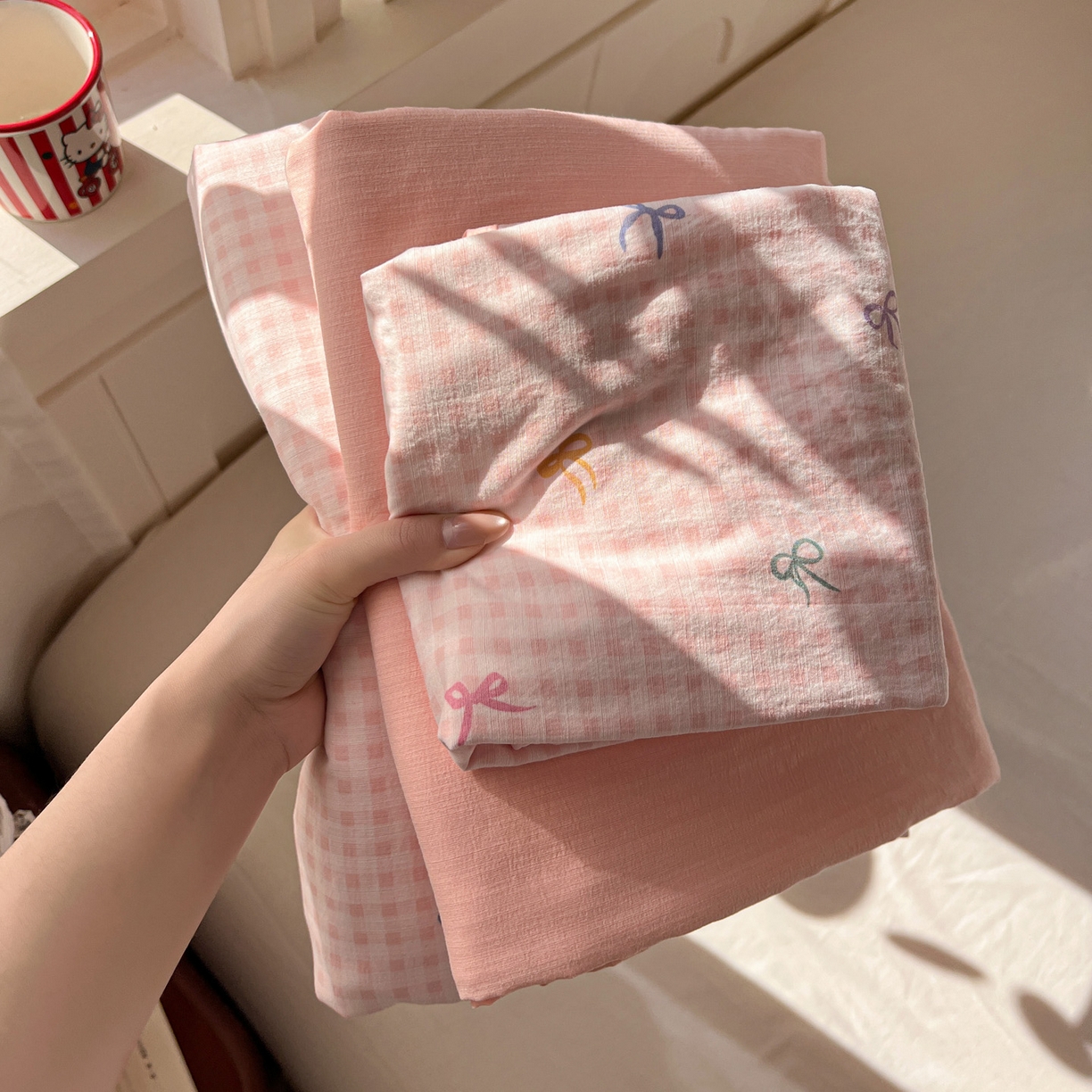 91家纺网 家纺一手货源 找家纺 水木坊 2026春夏新款云感双层纱可爱系列四件套 小粉结