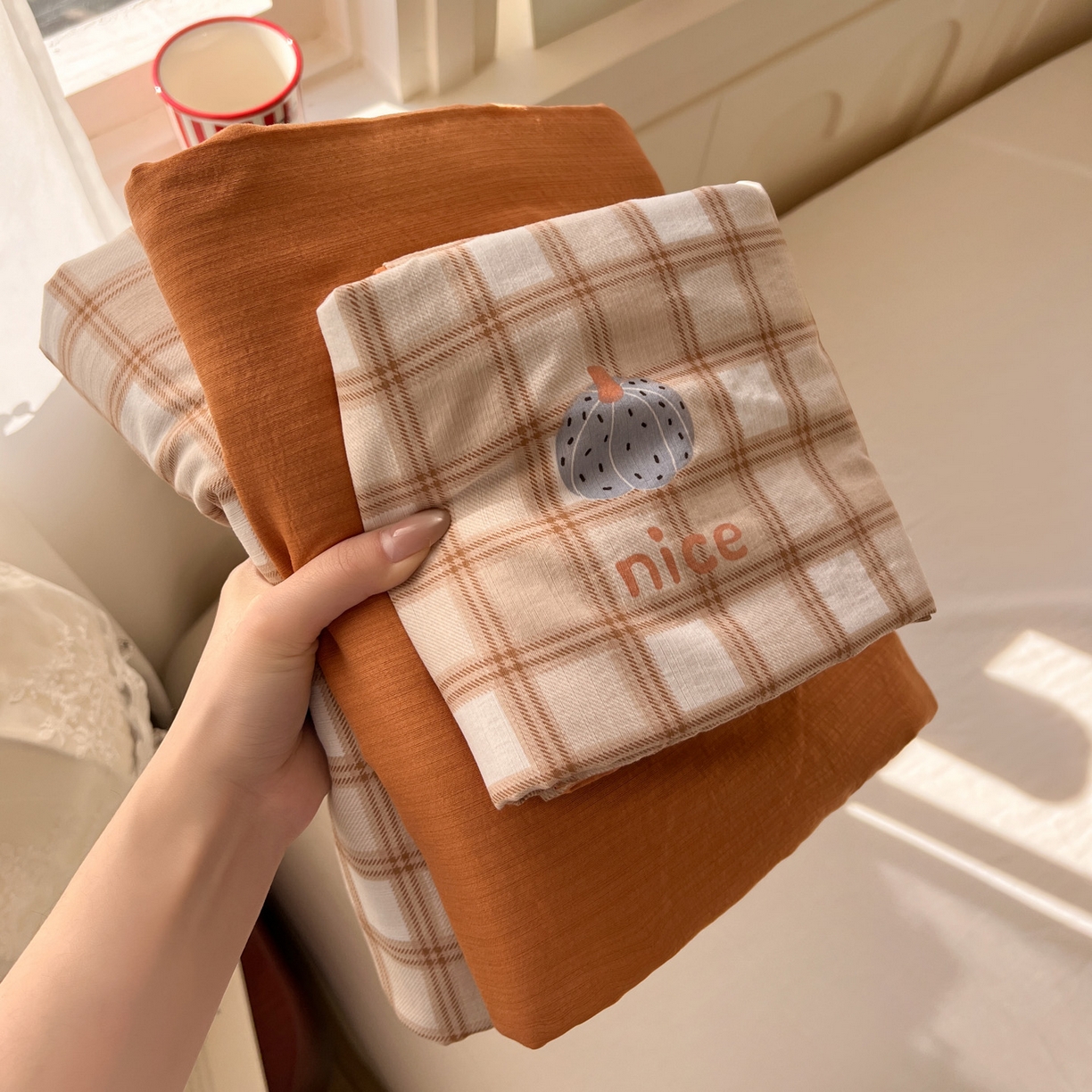 91家纺网 家纺一手货源 找家纺 水木坊 2026春夏新款云感双层纱可爱系列四件套 小南瓜