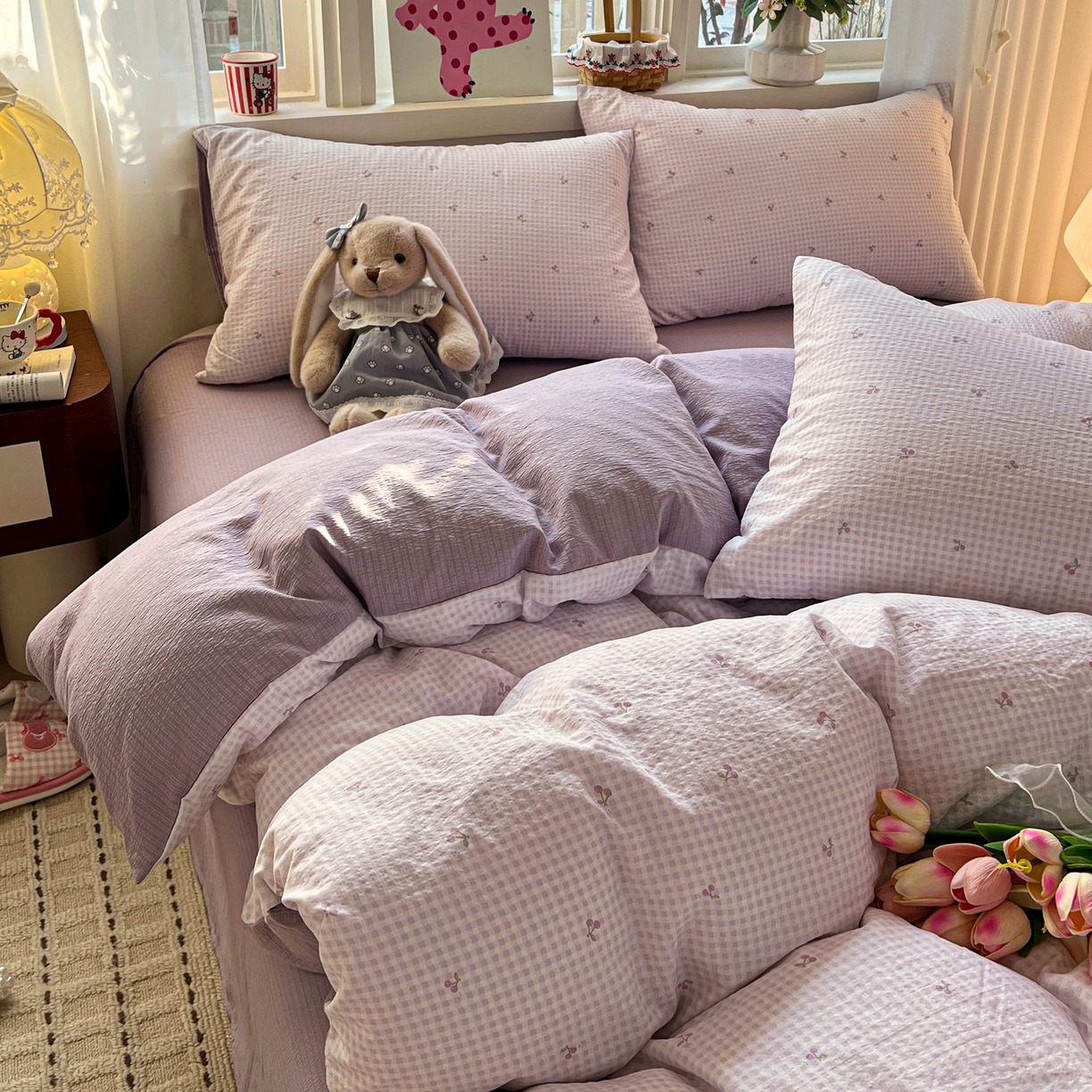 91家纺网 家纺一手货源 找家纺 水木坊 2026春夏新款云感双层纱可爱系列四件套 紫格樱桃