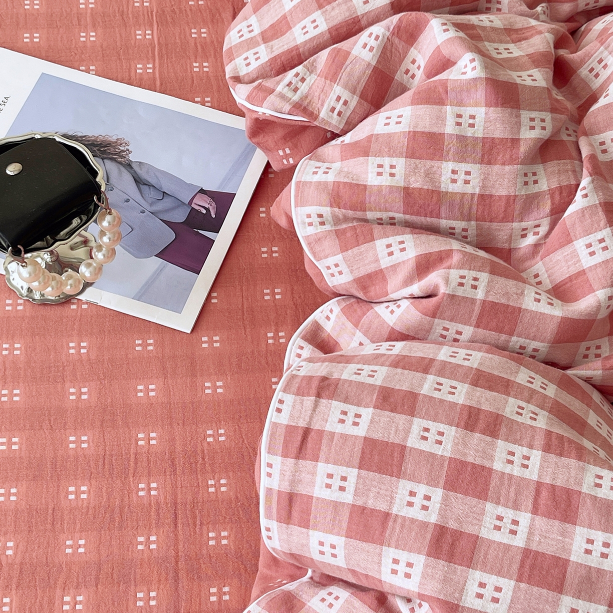 91家纺网 家纺一手货源 找家纺 春皖家纺 2026春夏新款（正反两用）A类提花双层纱单被套 思柔-粉红