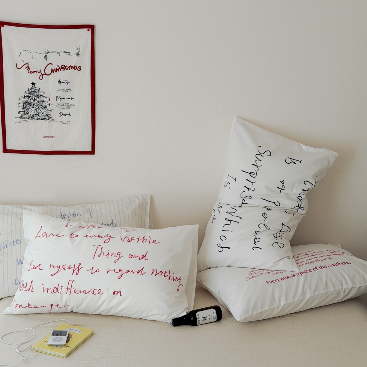 91家纺网 家纺一手货源 找家纺 （总）艾沁家纺 2026新款全棉纯棉数码印花字母单品枕套 枕套单件