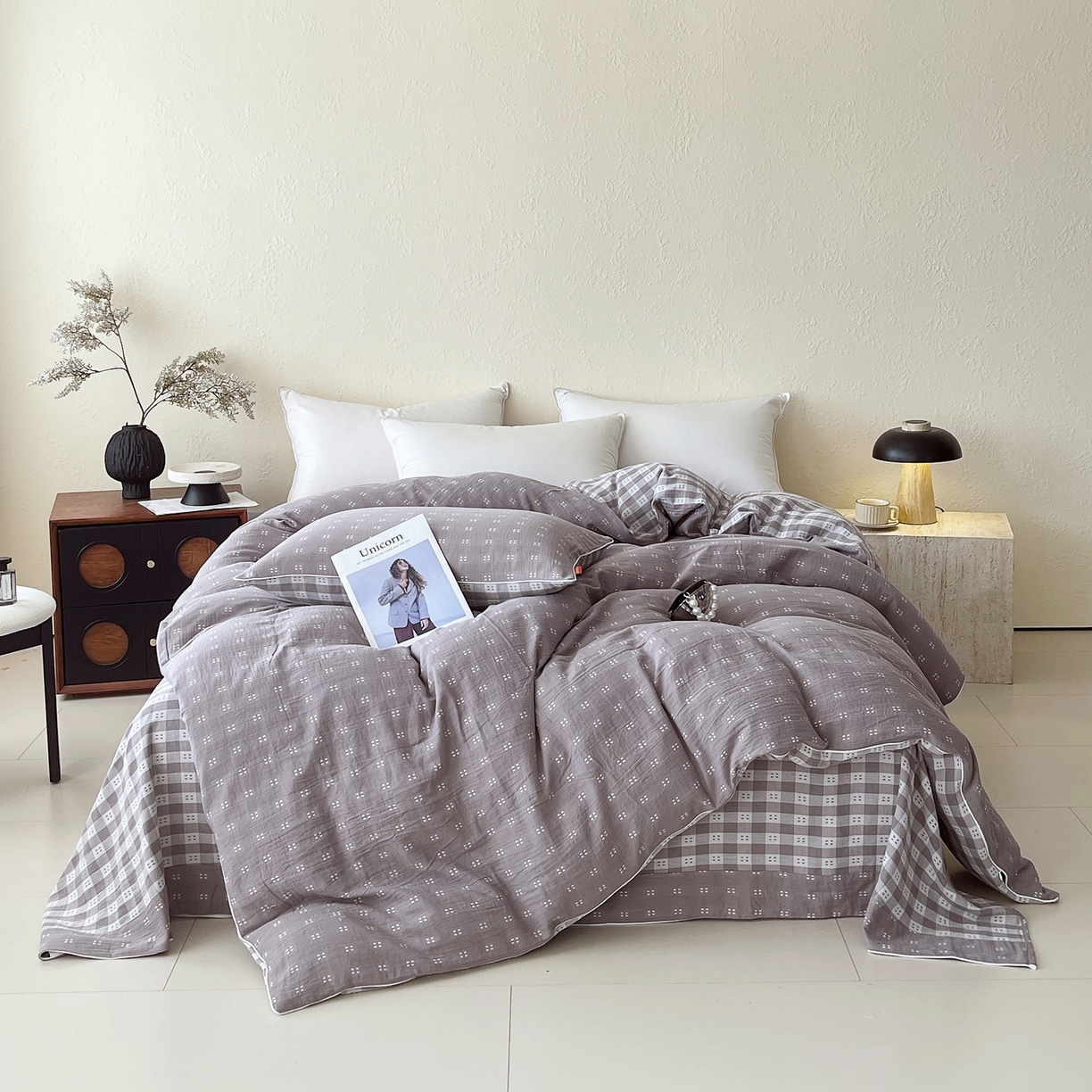 91家纺网 家纺一手货源 找家纺 春皖家纺 2026春夏新款（正反两用）A类提花双层纱单被套 思柔-烟灰