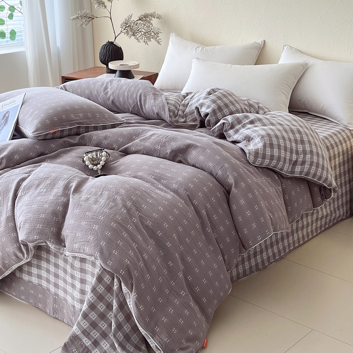 91家纺网 家纺一手货源 找家纺 春皖家纺 2026春夏新款（正反两用）A类提花双层纱单被套 思柔-烟灰