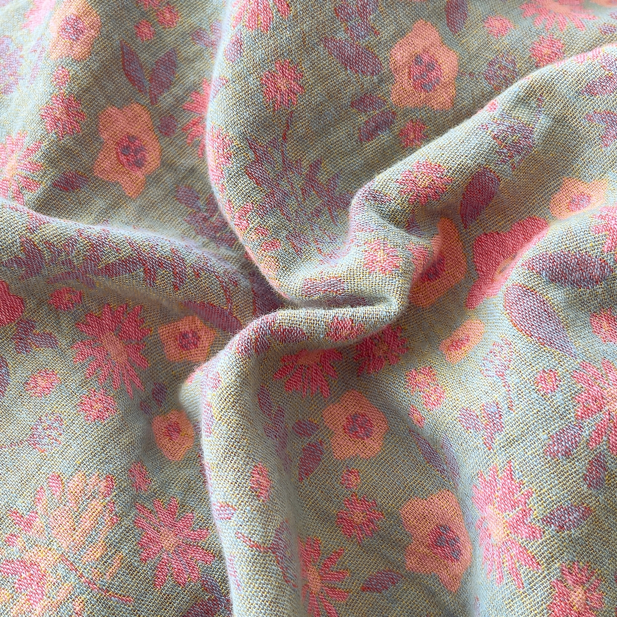 91家纺网 家纺一手货源 找家纺 春皖家纺 2026春夏新款（正反两用）A类提花双层纱单被套 惜梦-绿粉