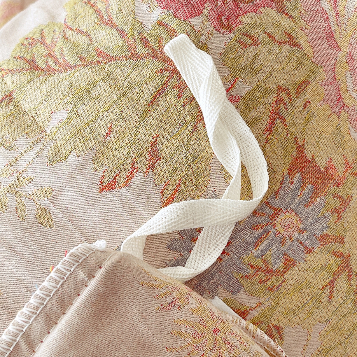 91家纺网 家纺一手货源 找家纺 春皖家纺 2026春夏新款（正反两用）A类提花双层纱单被套 霞沫