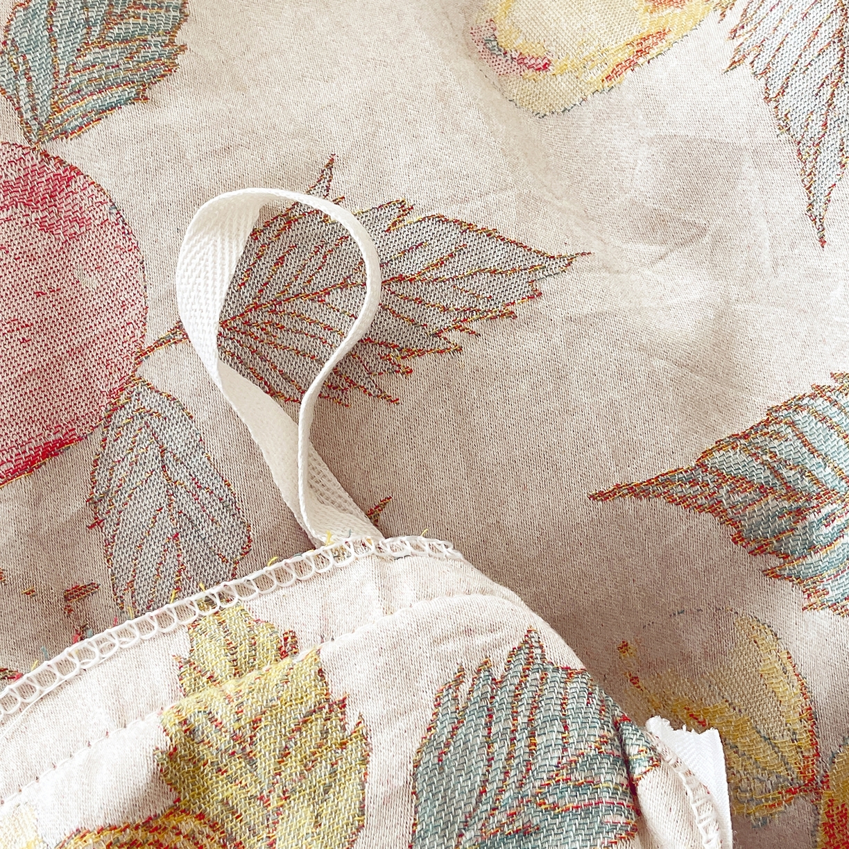 91家纺网 家纺一手货源 找家纺 春皖家纺 2026春夏新款（正反两用）A类提花双层纱单被套 稔秋