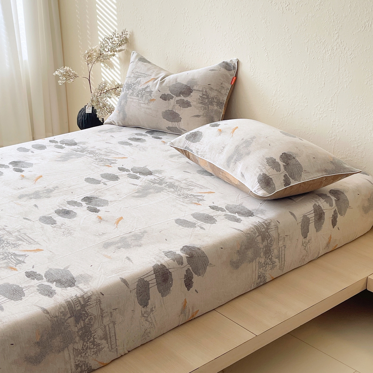 91家纺网 家纺一手货源 找家纺 春皖家纺 2026春夏新款（正反两用）A类提花双层纱单床笠 荷芷