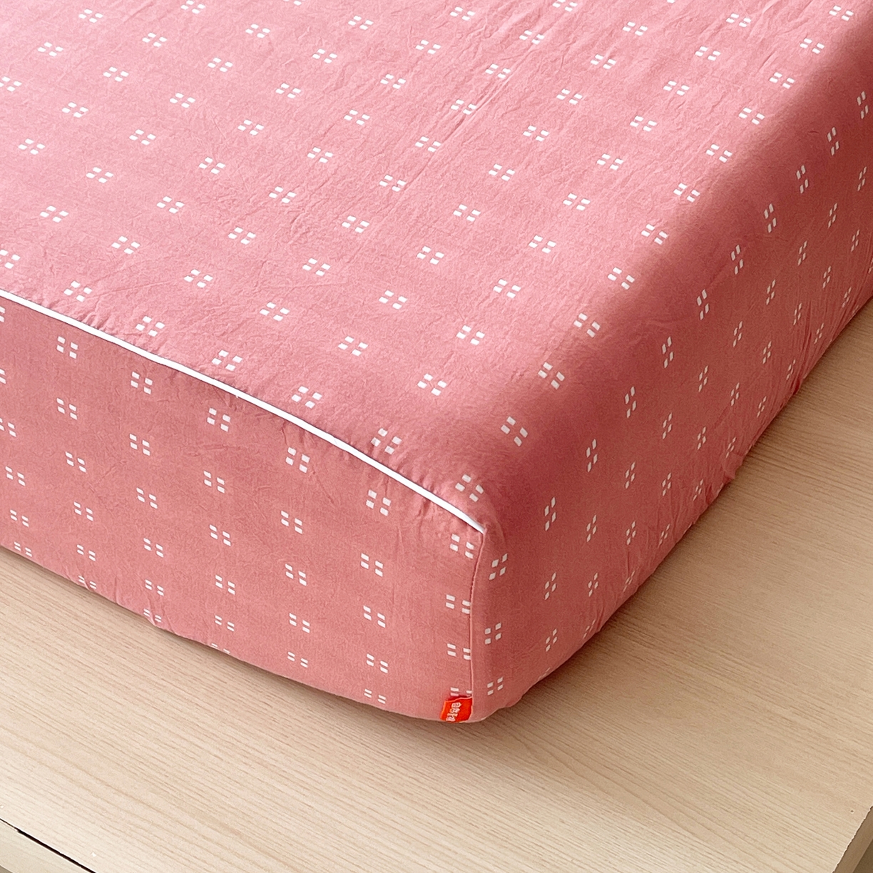 91家纺网 家纺一手货源 找家纺 春皖家纺 2026春夏新款（正反两用）A类提花双层纱单床笠 思柔-粉红