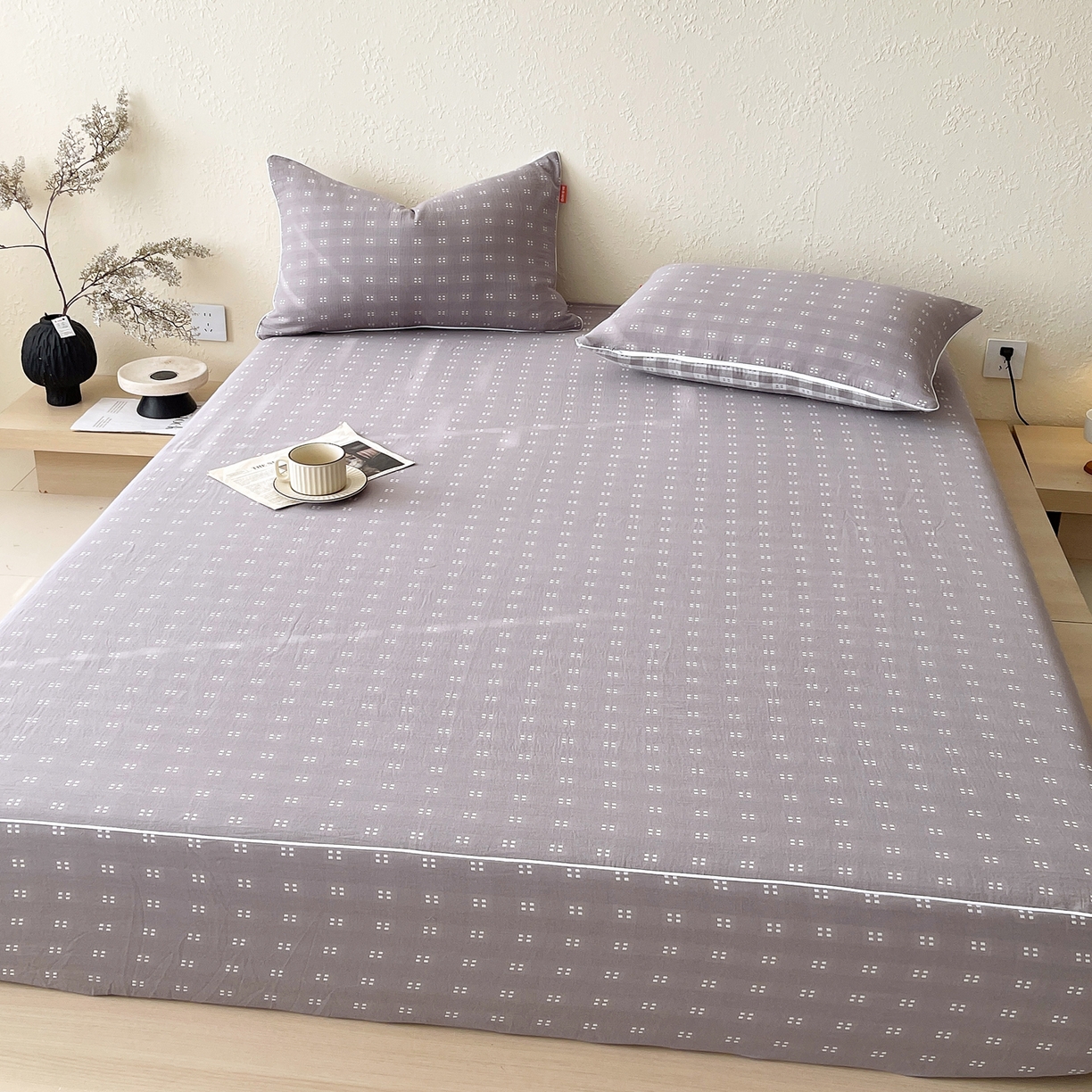 91家纺网 家纺一手货源 找家纺 春皖家纺 2026春夏新款（正反两用）A类提花双层纱单床笠 思柔-烟灰