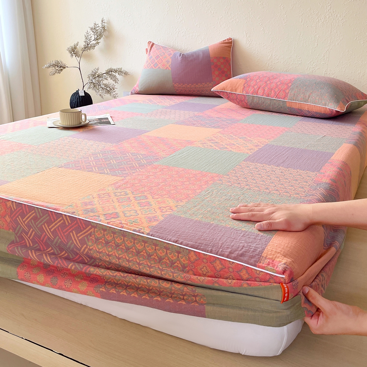 91家纺网 家纺一手货源 找家纺 春皖家纺 2026春夏新款（正反两用）A类提花双层纱单床笠 思菱-粉玉