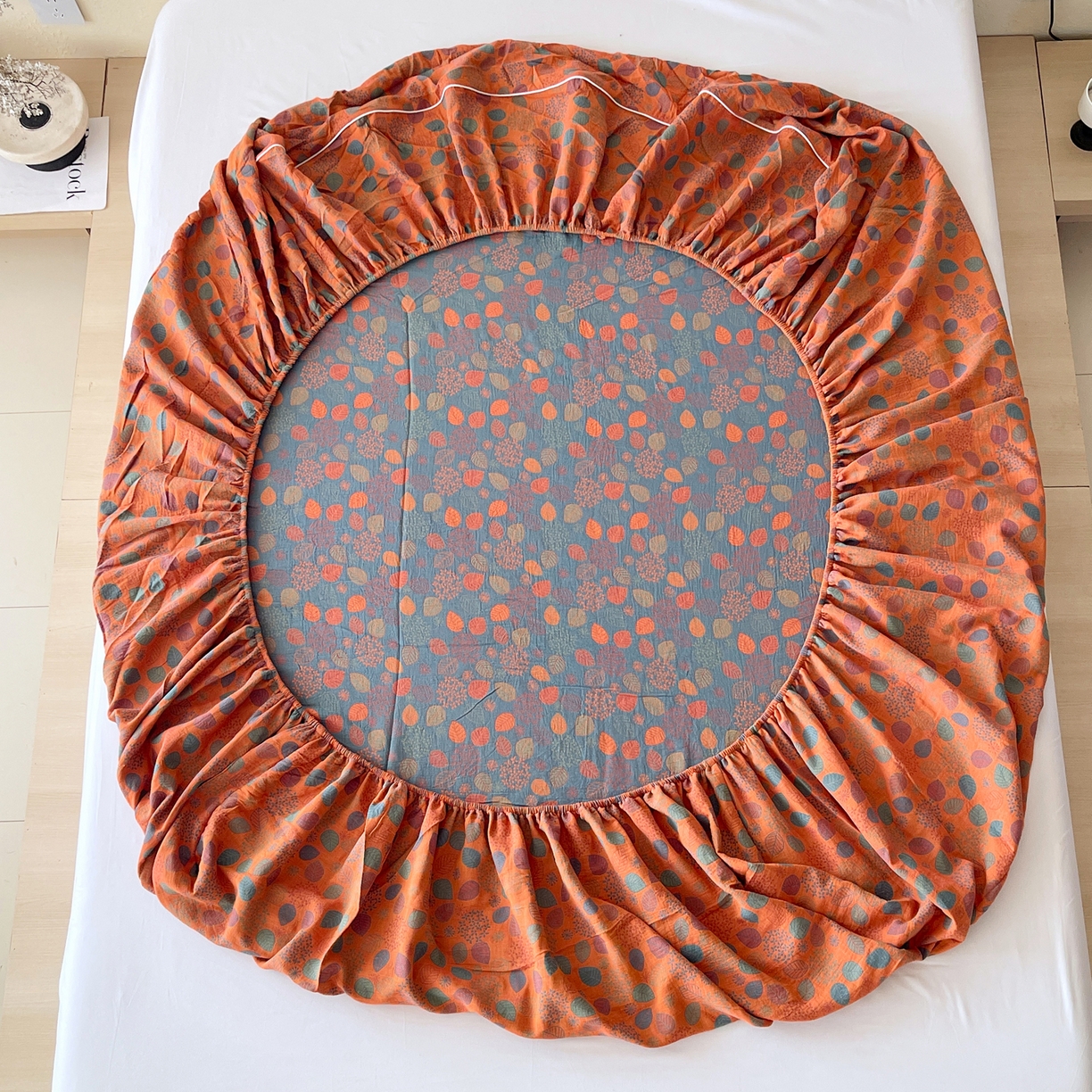 91家纺网 家纺一手货源 找家纺 春皖家纺 2026春夏新款（正反两用）A类提花双层纱单床笠 映阳-蓝黄