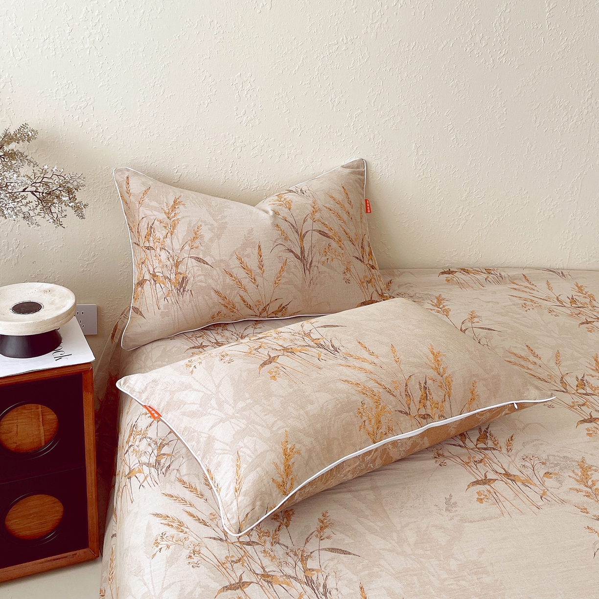 91家纺网 家纺一手货源 找家纺 春皖家纺 2026春夏新款（正反两用）A类提花双层纱单枕套 金穗