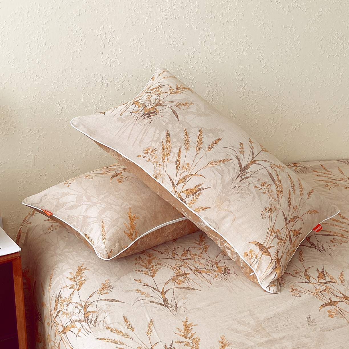 91家纺网 家纺一手货源 找家纺 春皖家纺 2026春夏新款（正反两用）A类提花双层纱单枕套 金穗