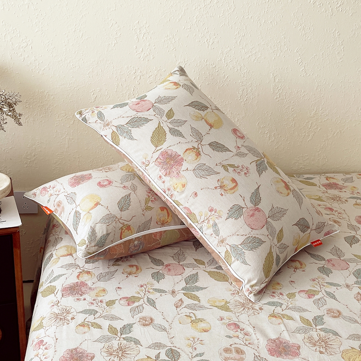 91家纺网 家纺一手货源 找家纺 春皖家纺 2026春夏新款（正反两用）A类提花双层纱单枕套 稔秋