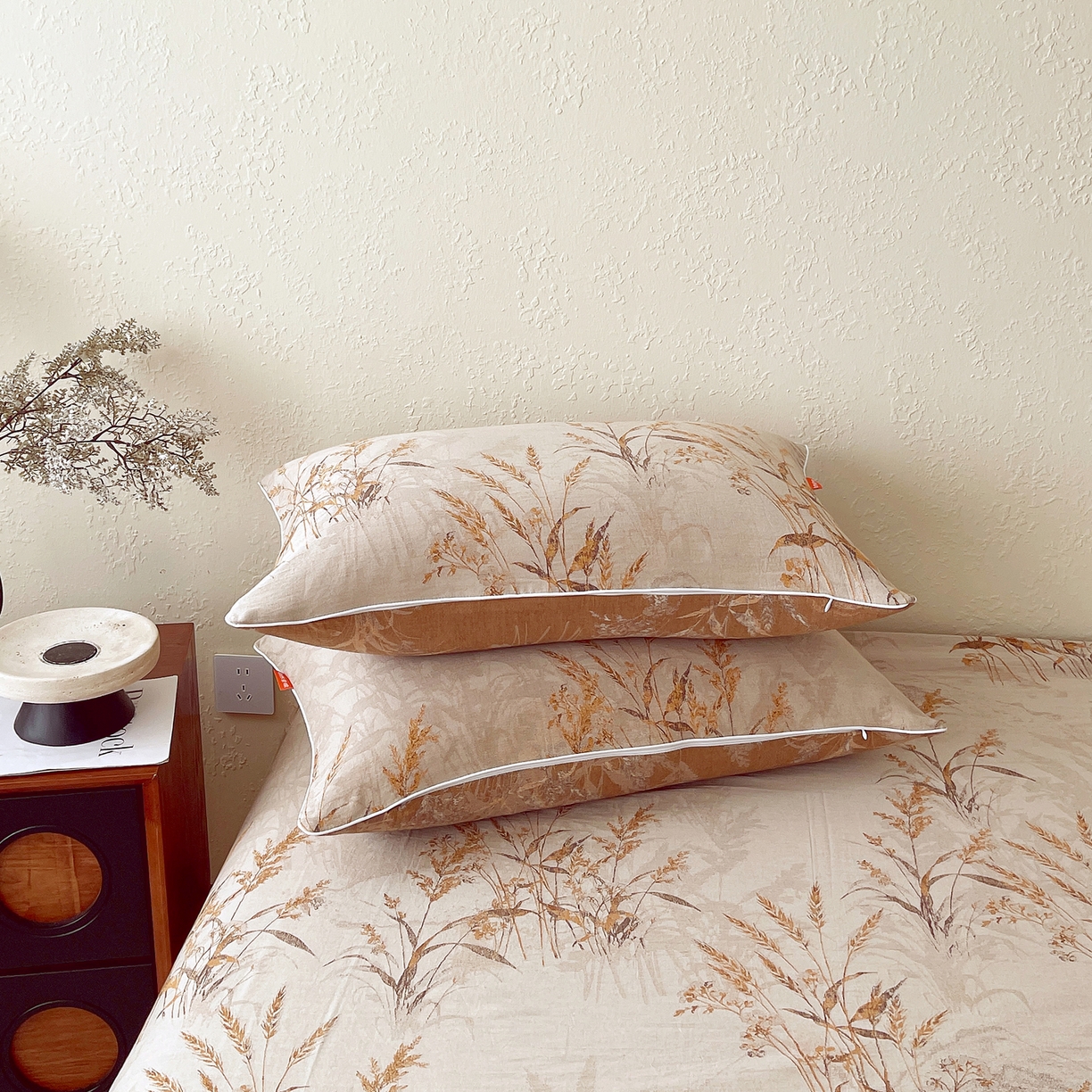 91家纺网 家纺一手货源 找家纺 春皖家纺 2026春夏新款（正反两用）A类提花双层纱单枕套 金穗