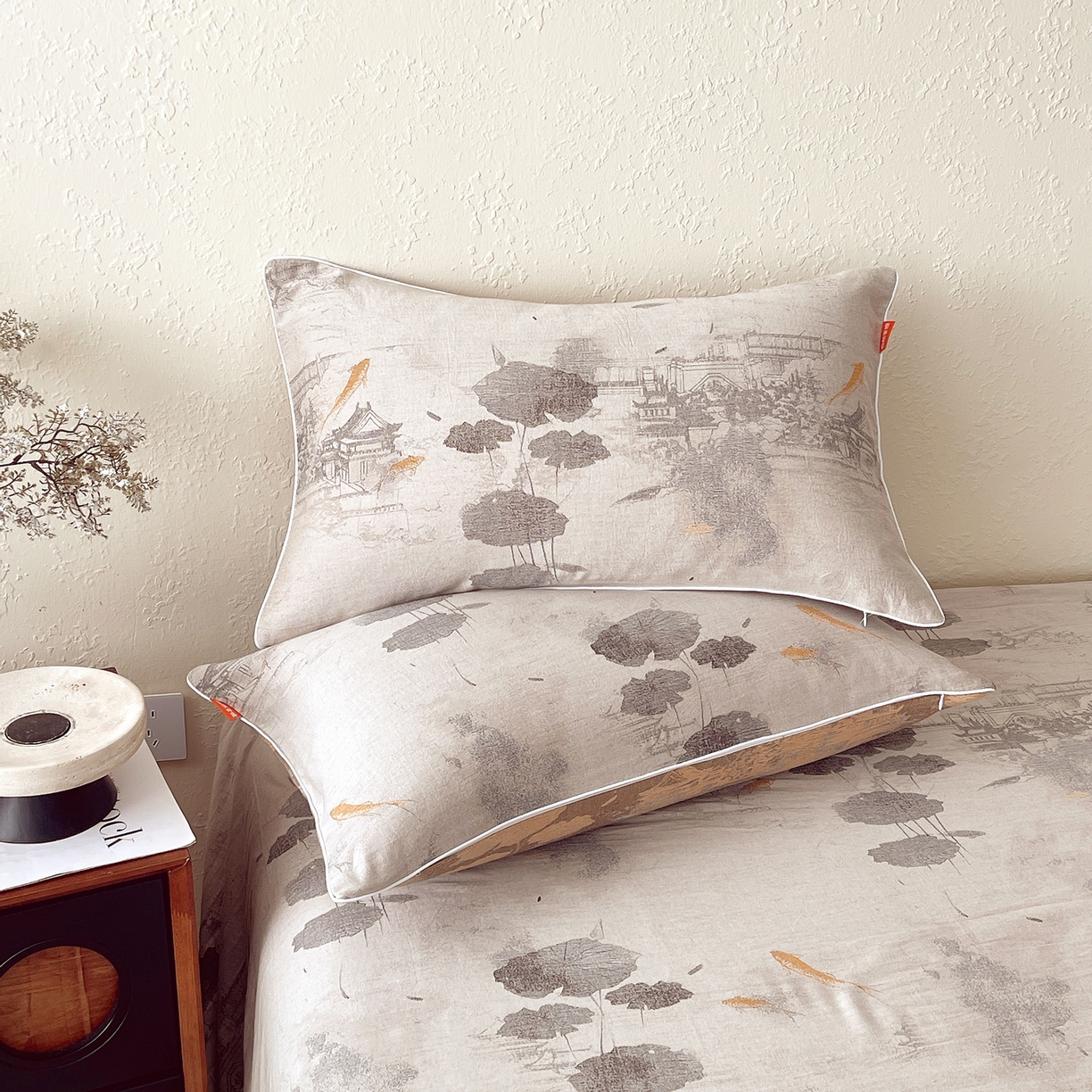 91家纺网 家纺一手货源 找家纺 春皖家纺 2026春夏新款（正反两用）A类提花双层纱单枕套 荷芷