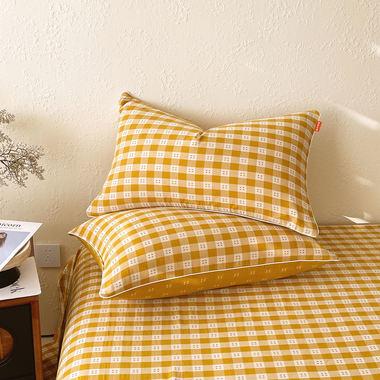 91家纺网 家纺一手货源 找家纺 春皖家纺 2026春夏新款（正反两用）A类提花双层纱单枕套 思柔-黄杏