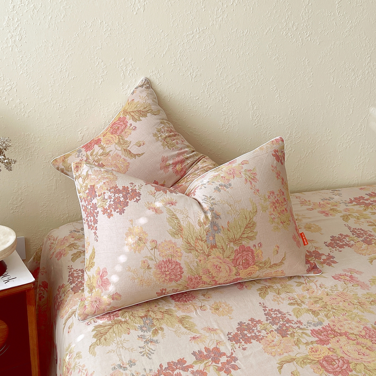 91家纺网 家纺一手货源 找家纺 春皖家纺 2026春夏新款（正反两用）A类提花双层纱单枕套 霞沫