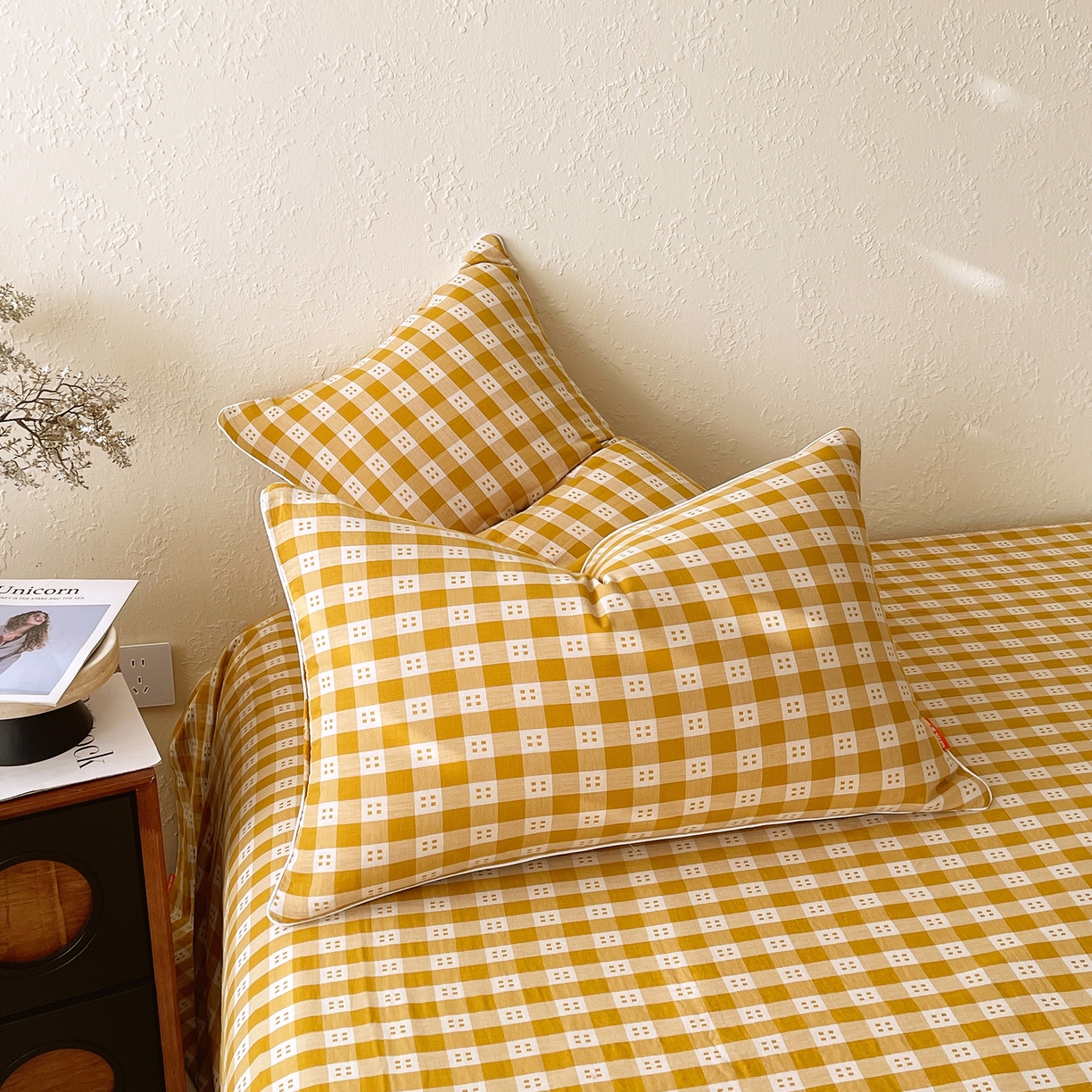 91家纺网 家纺一手货源 找家纺 春皖家纺 2026春夏新款（正反两用）A类提花双层纱单枕套 思柔-黄杏