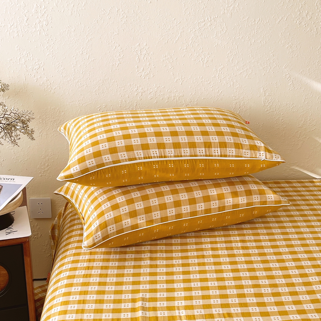 91家纺网 家纺一手货源 找家纺 春皖家纺 2026春夏新款（正反两用）A类提花双层纱单枕套 思柔-黄杏