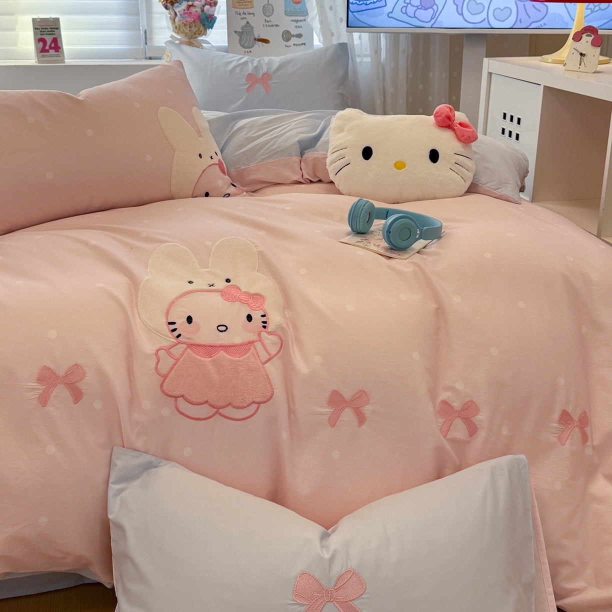 91家纺网 家纺一手货源 找家纺 （总）懒猫家纺 2026新款A类高精密40支13374全棉纯棉喷气印花贴布绣四件套  【带礼盒】