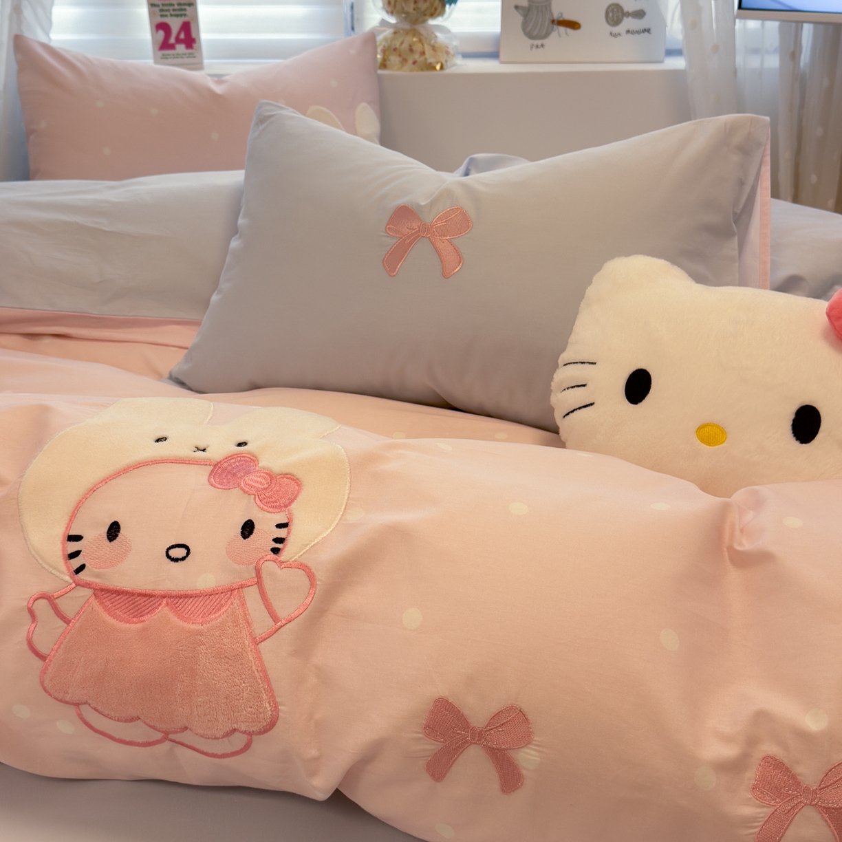 91家纺网 家纺一手货源 找家纺 （总）懒猫家纺 2026新款A类高精密40支13374全棉纯棉喷气印花贴布绣四件套  【带礼盒】