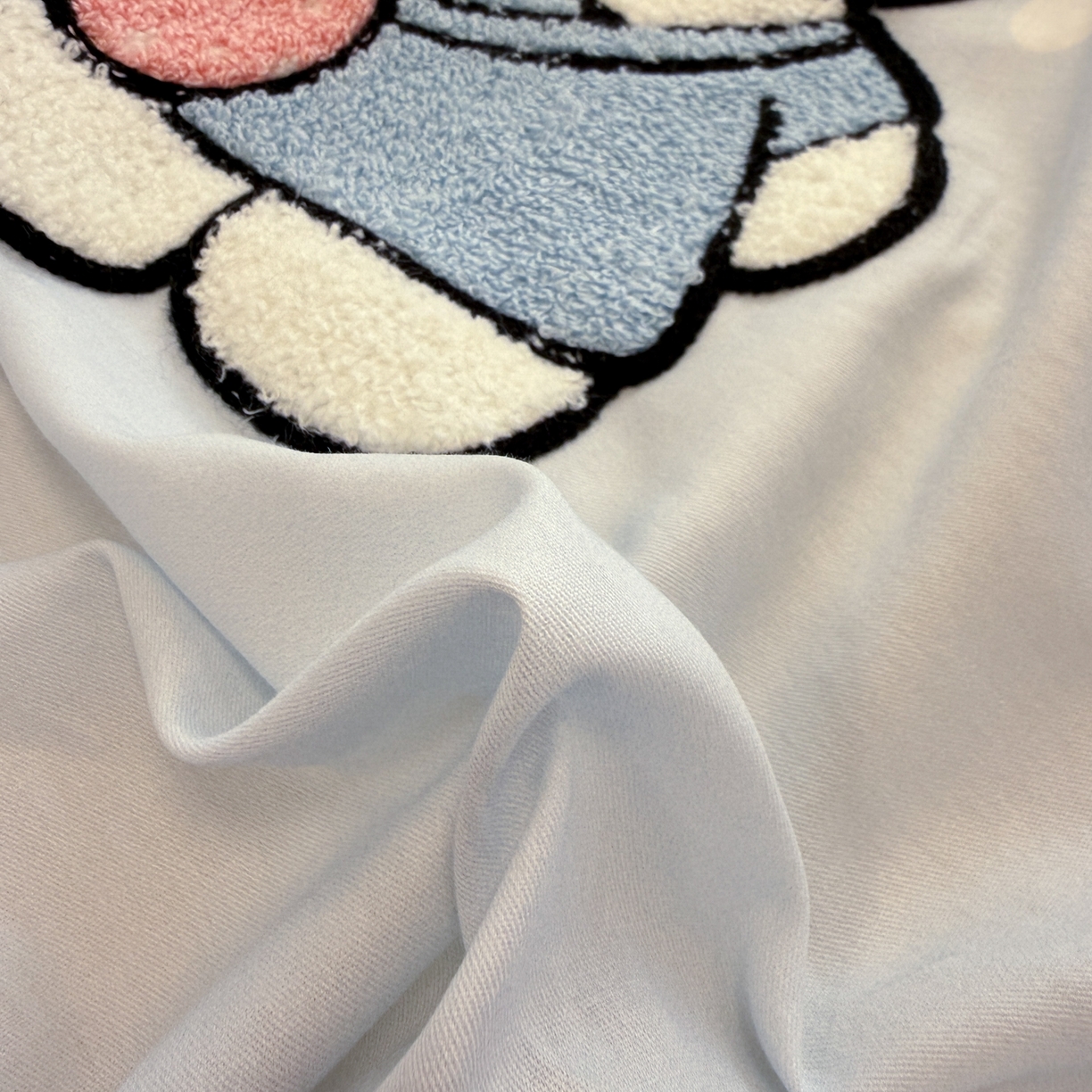 91家纺网 家纺一手货源 找家纺 懒猫家纺 2026新款A类高精密40支13374全棉纯棉喷气印花贴布绣四件套  【带礼盒】 海盐芝士