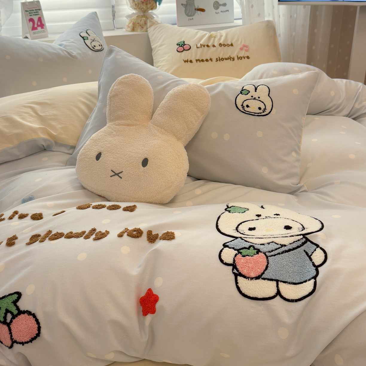 91家纺网 家纺一手货源 找家纺 懒猫家纺 2026新款A类高精密40支13374全棉纯棉喷气印花贴布绣四件套  【带礼盒】 海盐芝士