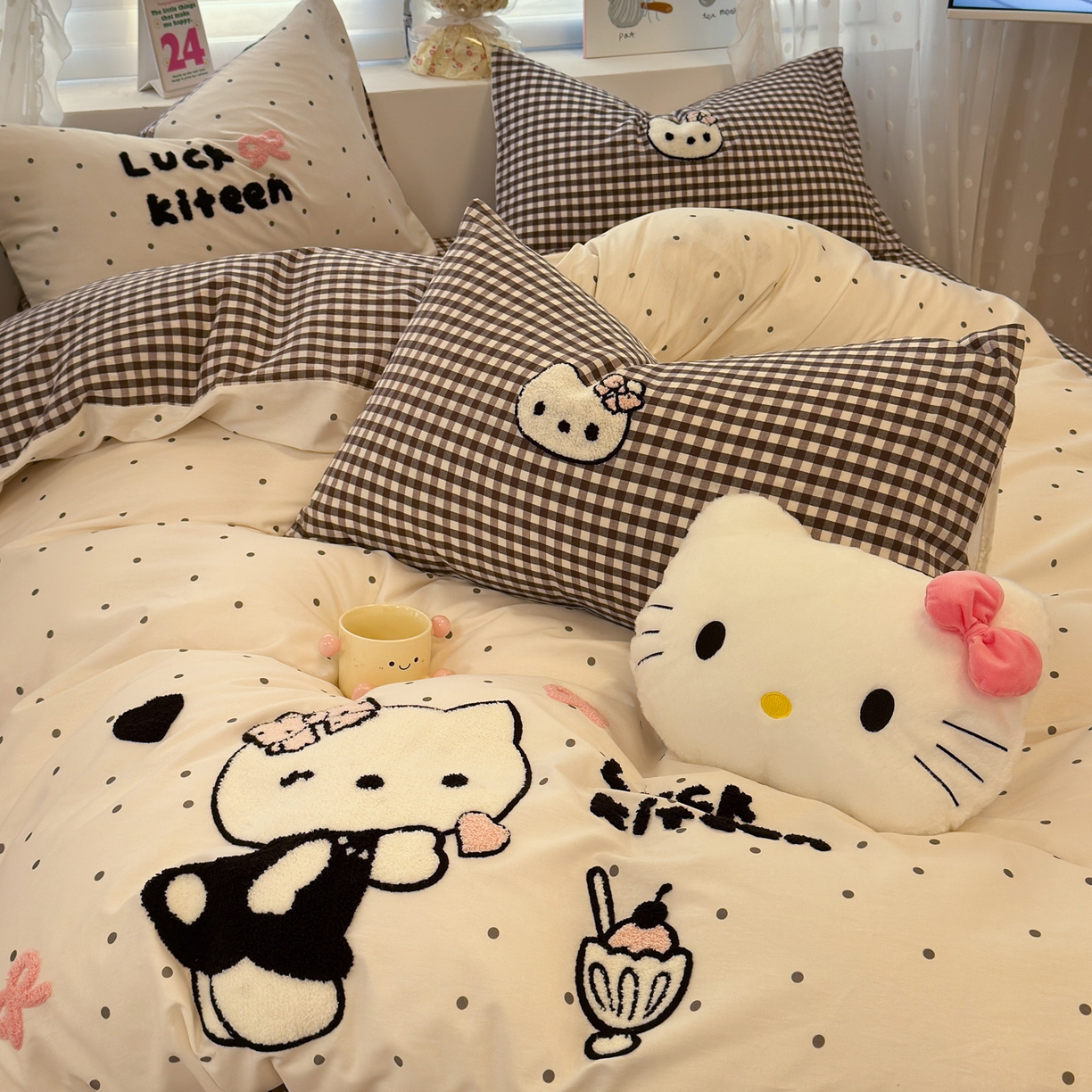 91家纺网 家纺一手货源 找家纺 懒猫家纺 2026新款A类高精密40支13374全棉纯棉喷气印花贴布绣四件套  【带礼盒】 珍珠布蕾