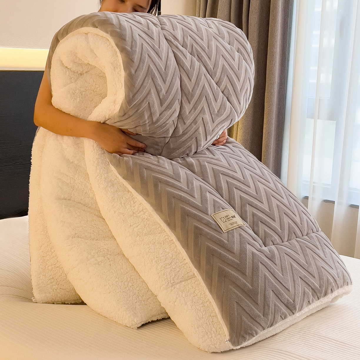 好尚居 2025新款水晶绒刷花冬被被子被芯 浅灰-白