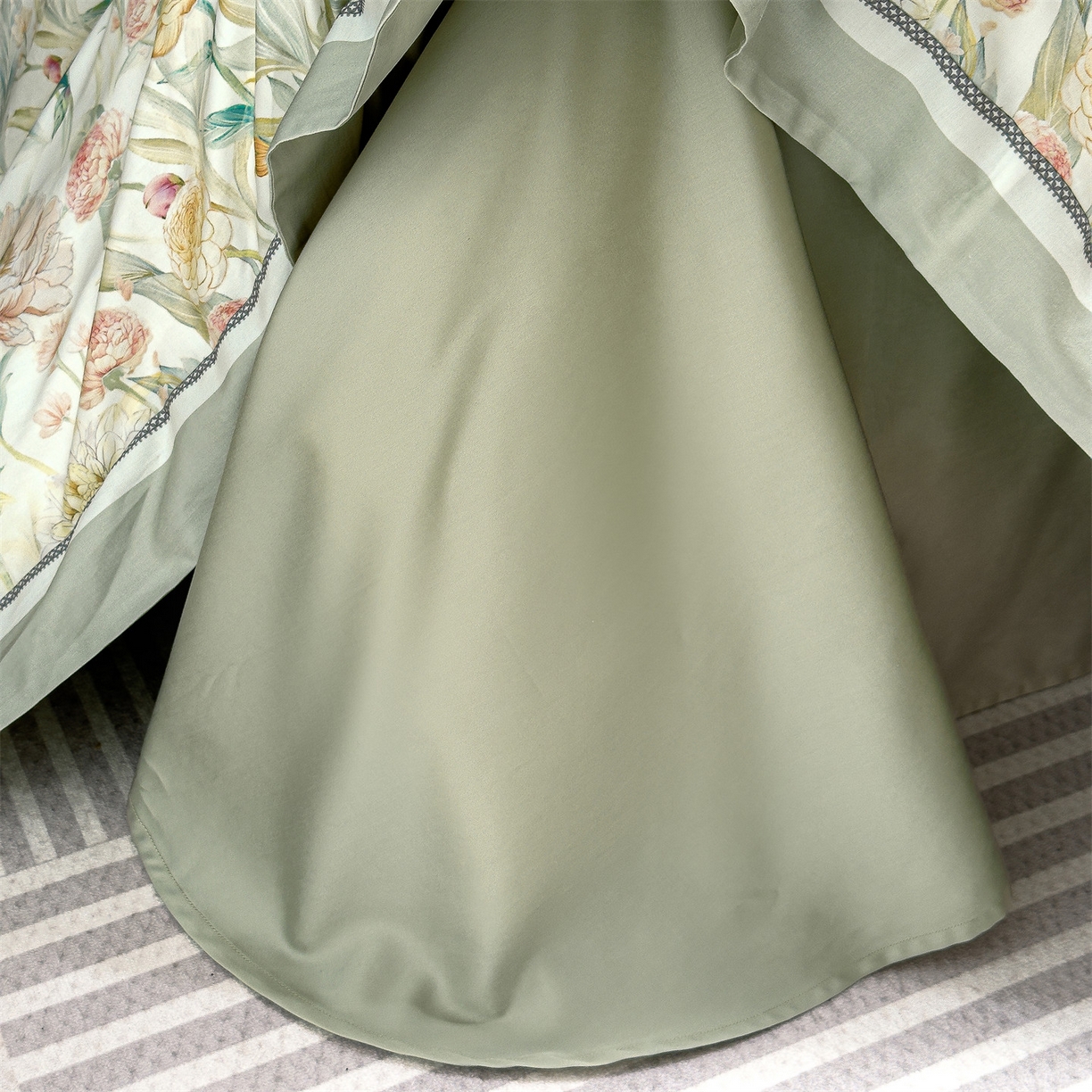 91家纺网 家纺一手货源 找家纺 （总）朵希曼 2026新款60天丝棉数码印花四件套（控价券后不低于349元）