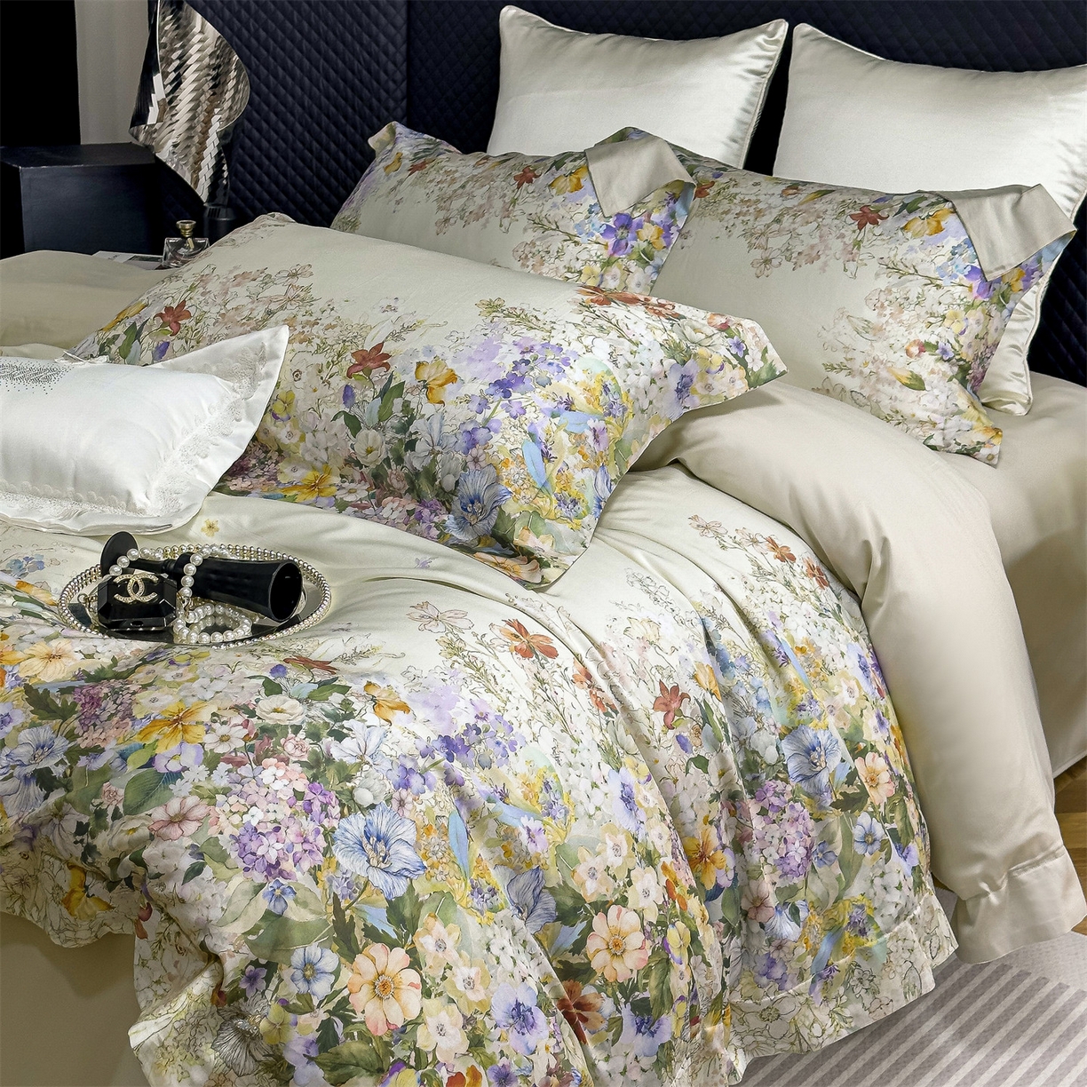 91家纺网 家纺一手货源 找家纺 朵希曼 2026新款60天丝棉数码印花四件套（控价券后不低于349元） 花庭梦境