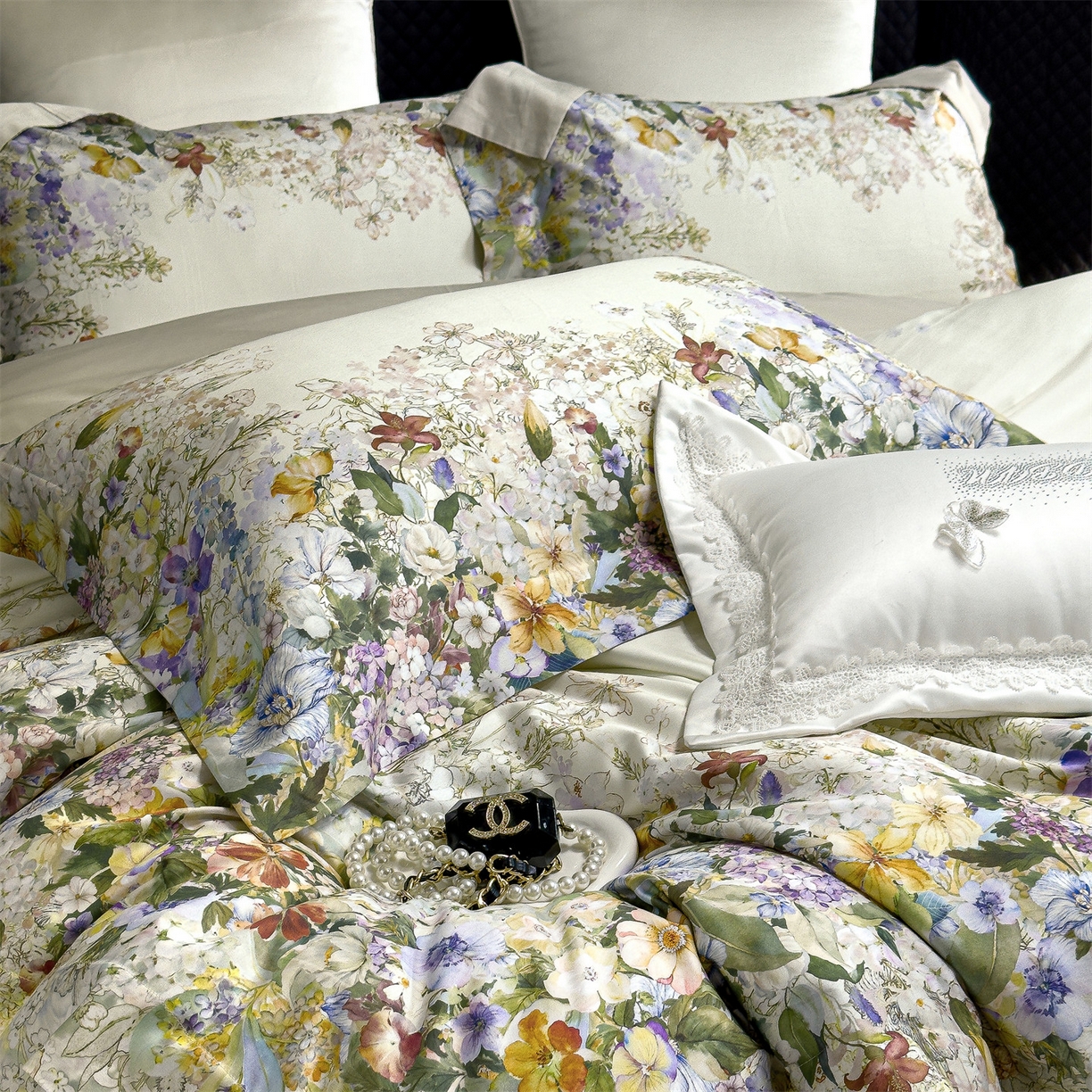 91家纺网 家纺一手货源 找家纺 朵希曼 2026新款60天丝棉数码印花四件套（控价券后不低于349元） 花庭梦境