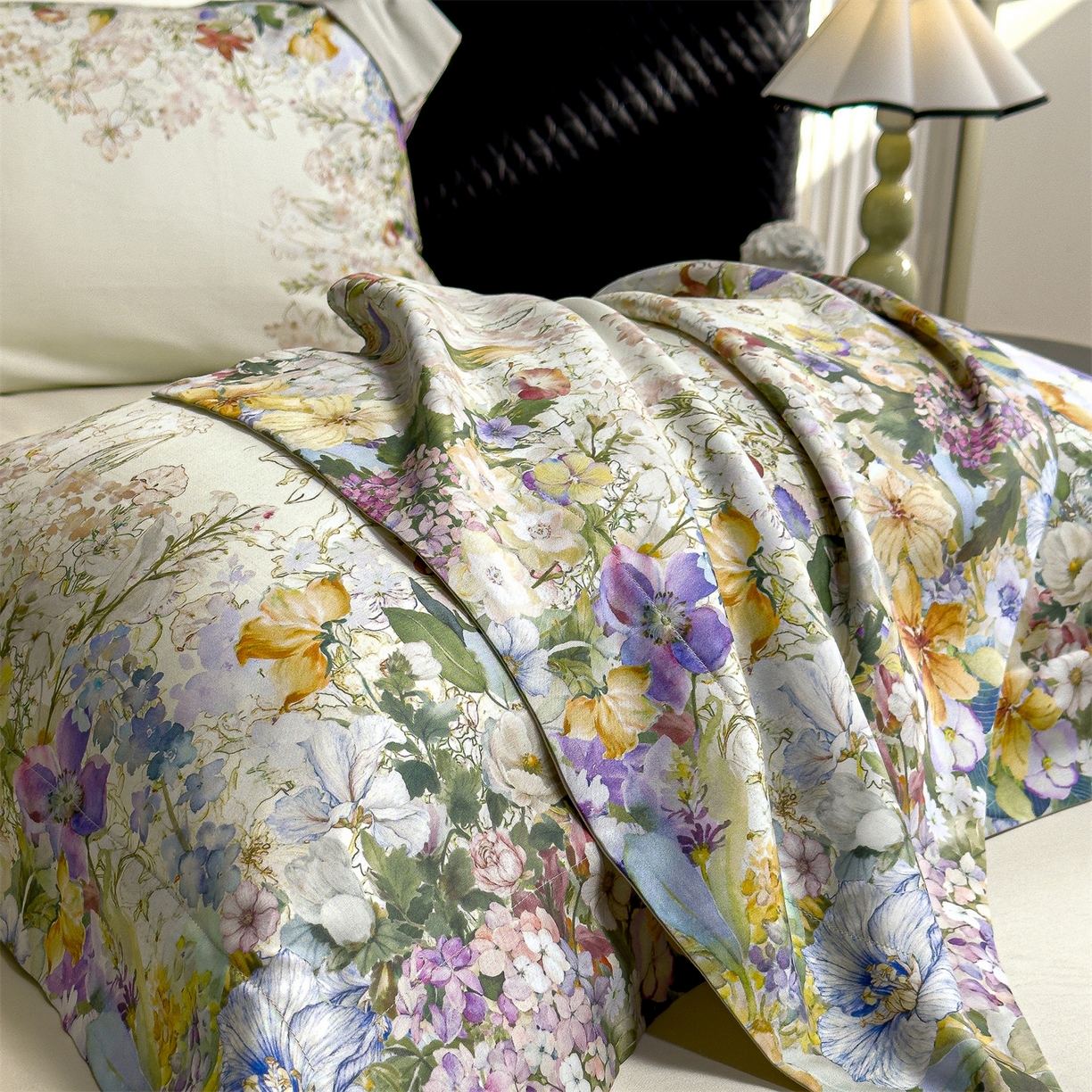 91家纺网 家纺一手货源 找家纺 朵希曼 2026新款60天丝棉数码印花四件套（控价券后不低于349元） 花庭梦境