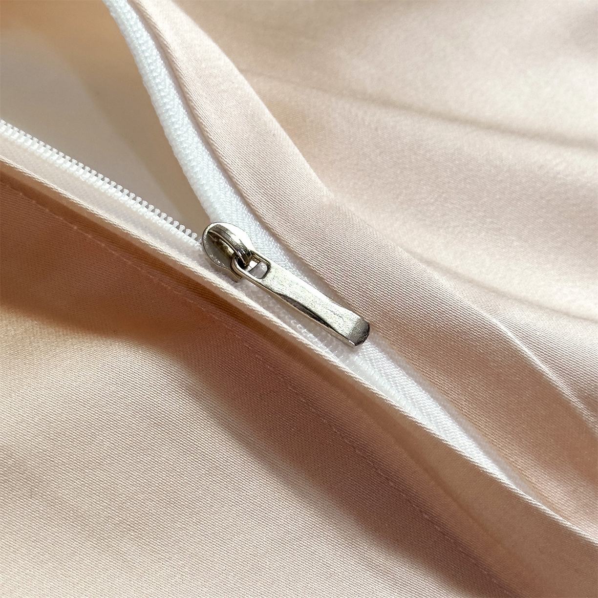 91家纺网 家纺一手货源 找家纺 朵希曼 2026新款60天丝棉数码印花四件套（控价券后不低于349元） 花影