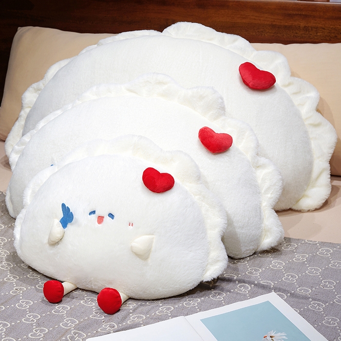 91家纺网 家纺一手货源 找家纺 仟亿莱 2026新款兔毛饺子“饺”好运床头靠枕 红色爱心饺子