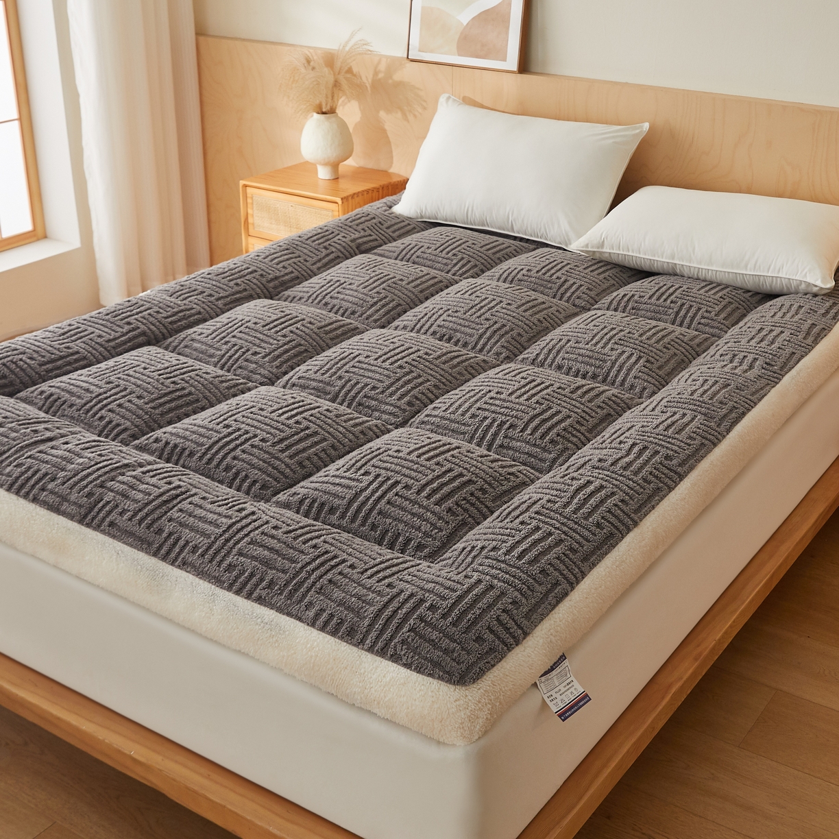 91家纺网 家纺一手货源 找家纺 蓝冰家纺 2026新款塔关绒立体床垫 深灰色