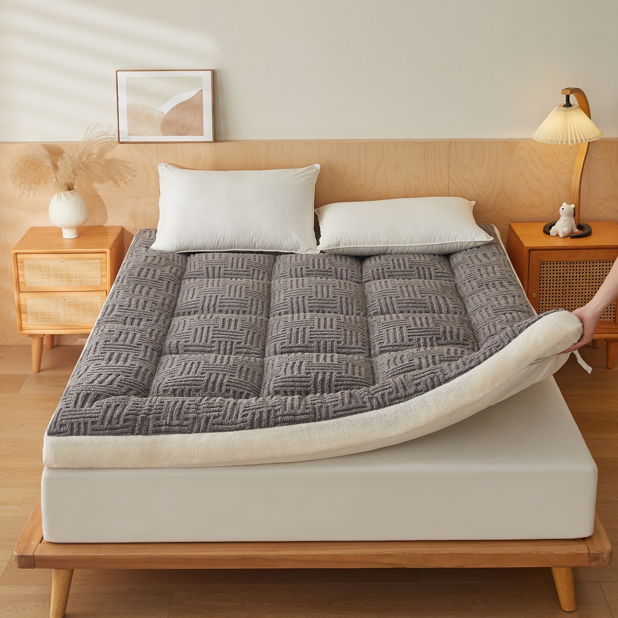 91家纺网 家纺一手货源 找家纺 蓝冰家纺 2026新款塔关绒立体床垫 深灰色